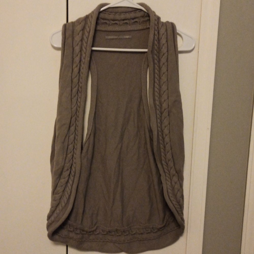 Rubbish brand gray knitted sweater vest, size M